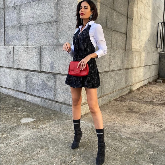 ZARA CONTRASTING STRUCTURED DRESS BLOGGERES FAVORITE - Picture 3 of 11